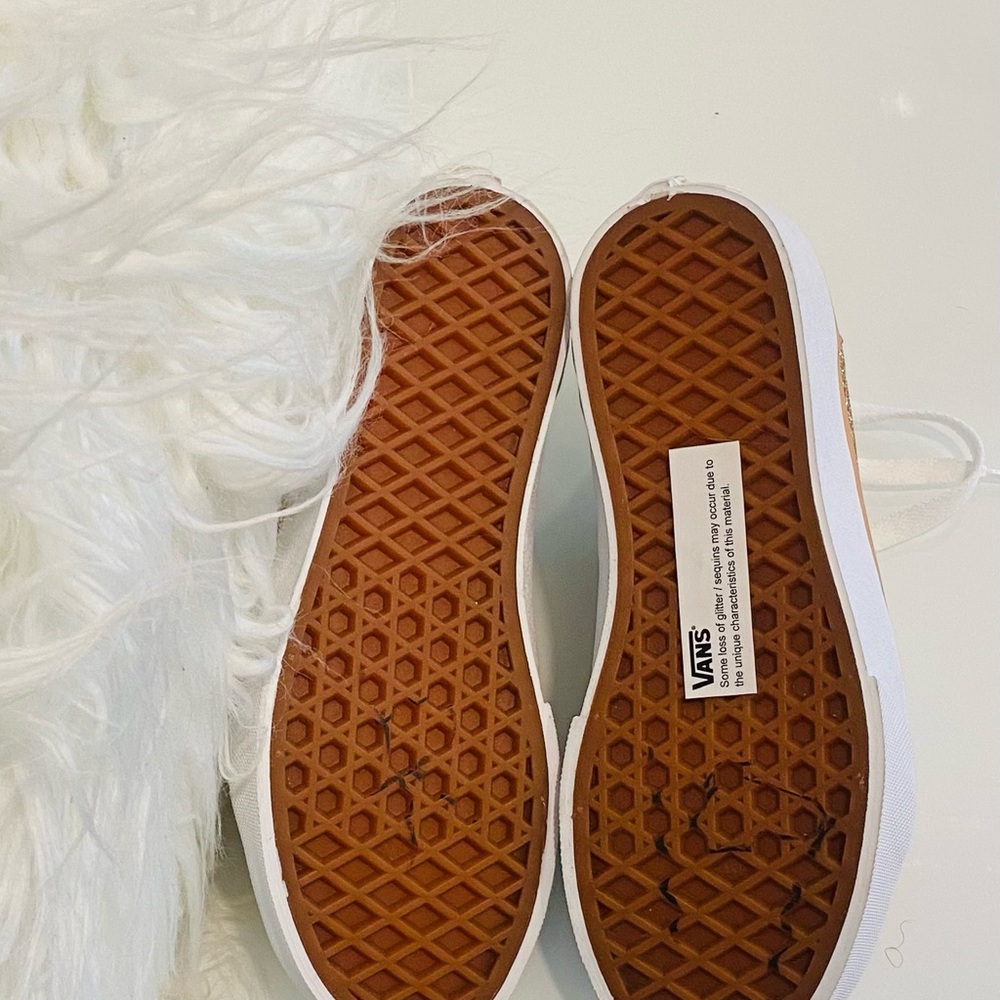 New NWOT Vans Kids Gold Glitter Sneakers - Picture 4 of 6